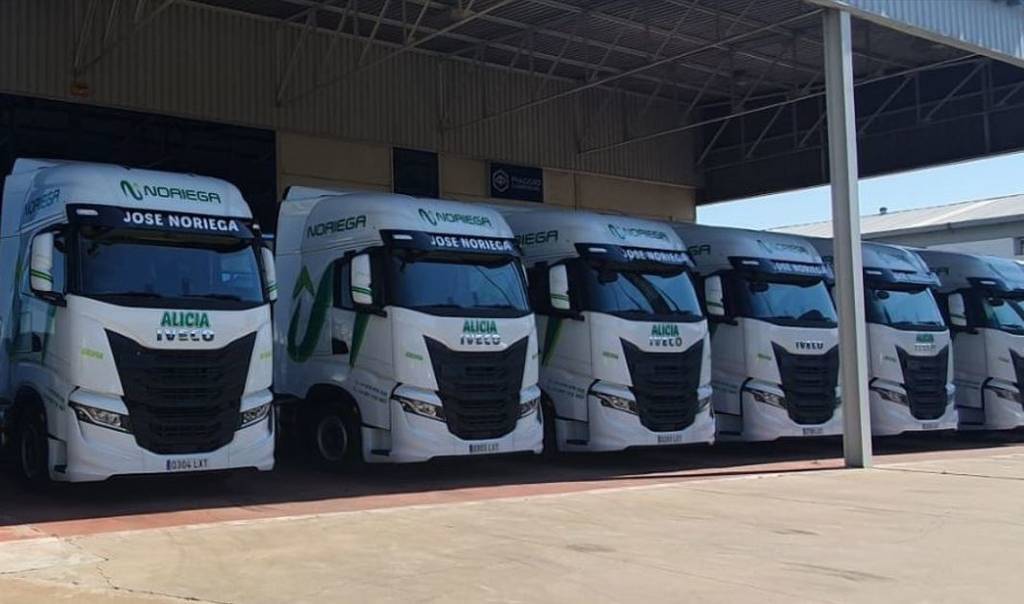 Imagen de los IVECO S-WAY de Noriega Grupo Logístico