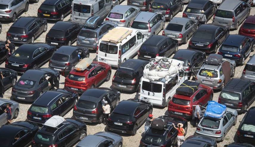 Imagen de coches con destino a Marruecos