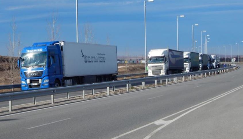 Camiones en carretera