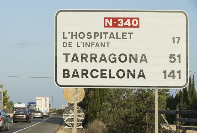 Cartel en la N-340