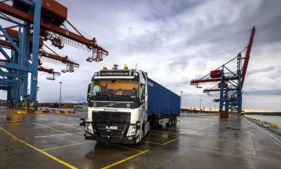 Proyecto piloto de Volvo Trucks con un camión autónomo en el Puerto de Gotemburgo