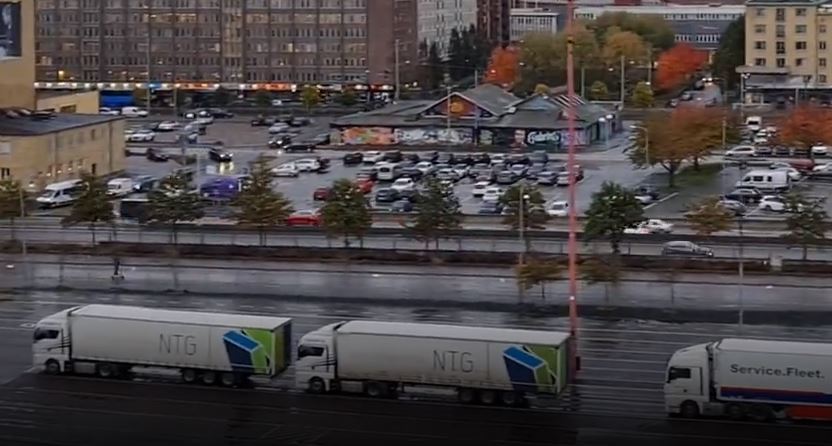 Imagen de camiones esperando un ferry en Dinamarca