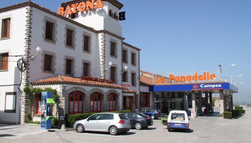 Imagen del área de servicio de la Panadella