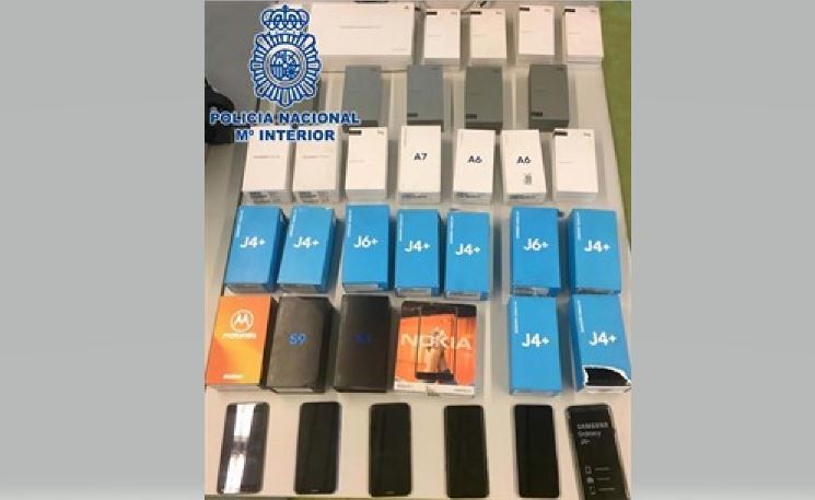 Imagen de parte de los móviles robados