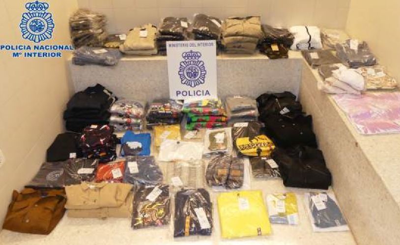 Imagen de la ropa recuperada por la Policía Nacional