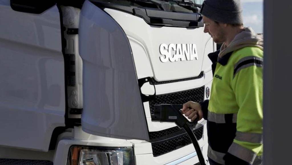 Raquel Sánchez apuesta por acelerar la descarbonización del transporte con los fondos europeos