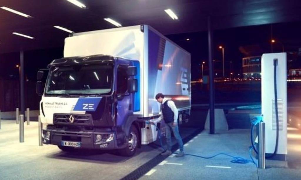 Imagen de la electromovilidad de Renault Trucks ZE Ready