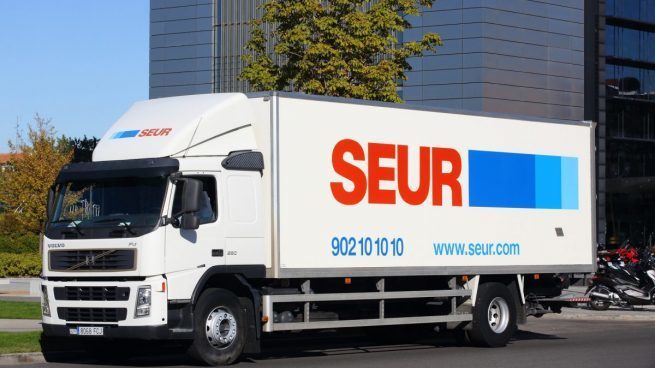 Un camión de Seur