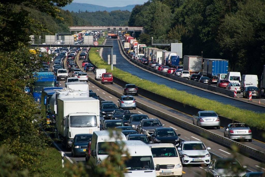 Imagen de La DGT prevé 4,1 millones de desplazamientos para la III Fase de la Operación de Navidad