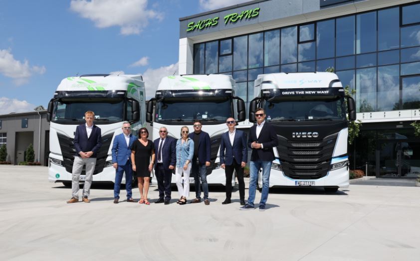 Sachs Trans International incorpora 150 tractoras IVECO S-WAY NP a su flota