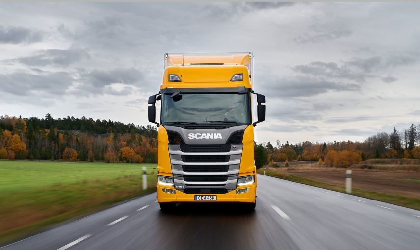 Scania 540 S gana en grande en pruebas comparativas de prensa