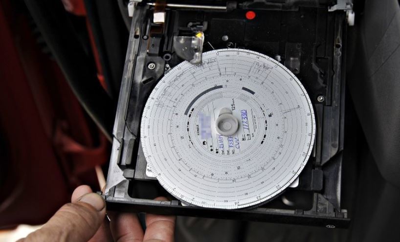 Imagen de un registro de actividad analogico del tacógrafo