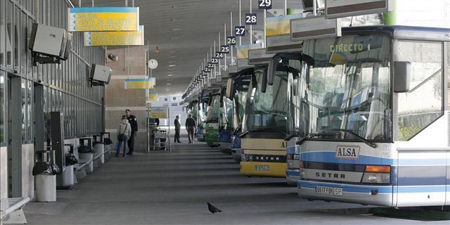 Una estación de autobuses