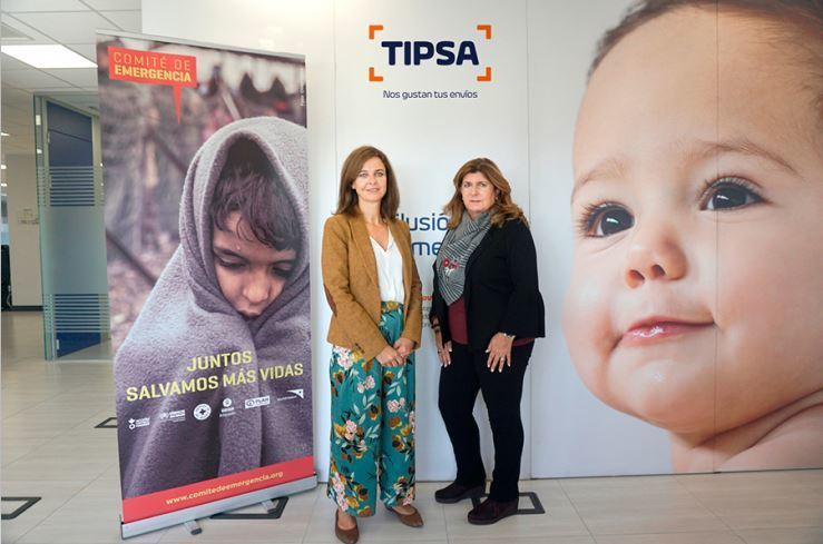 Entrega del adelanto de la recaudación solidaria al Comité de Emergencia