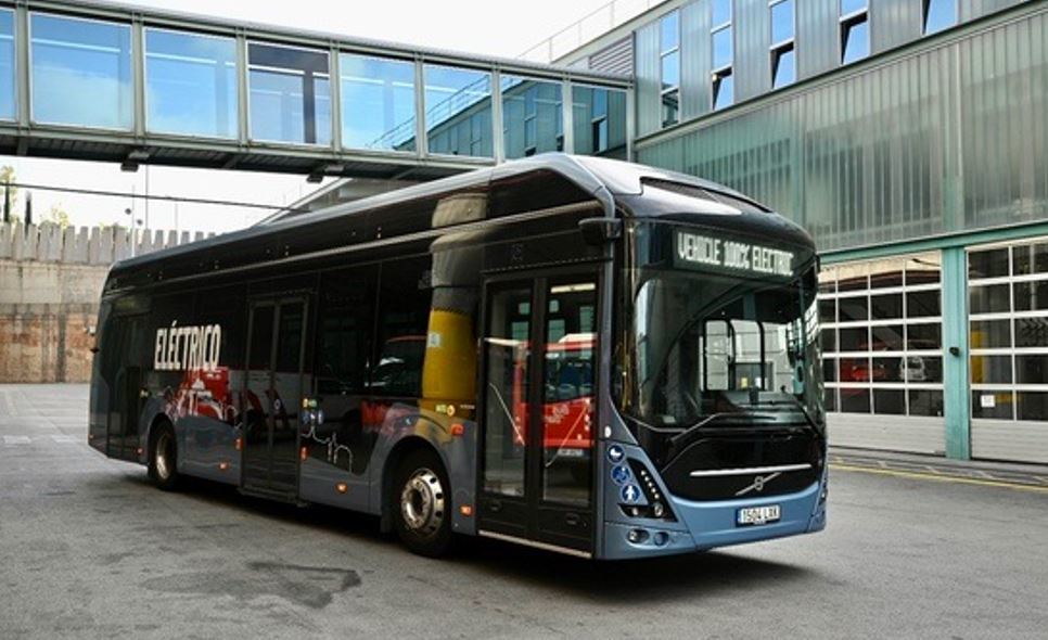 Imagen de TMB inicia las pruebas de un nuevo autobús eléctrico Volvo de piso bajo y 12 metros