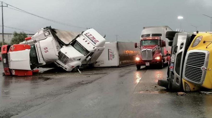 Imagen de los camiones volcados