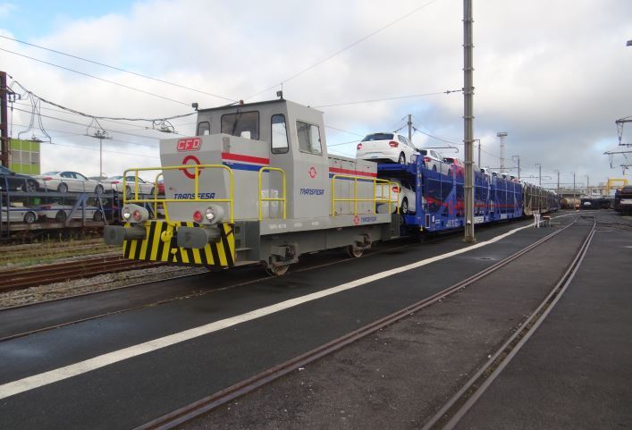 Imagen de un tren de mercancías de Transfesa Logistics