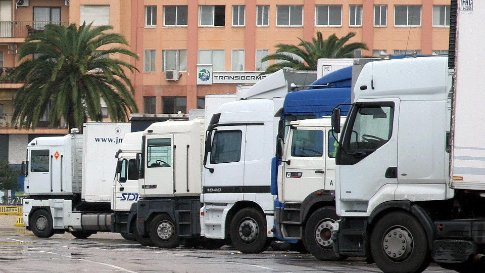 Camiones estacionados en Pontevedra