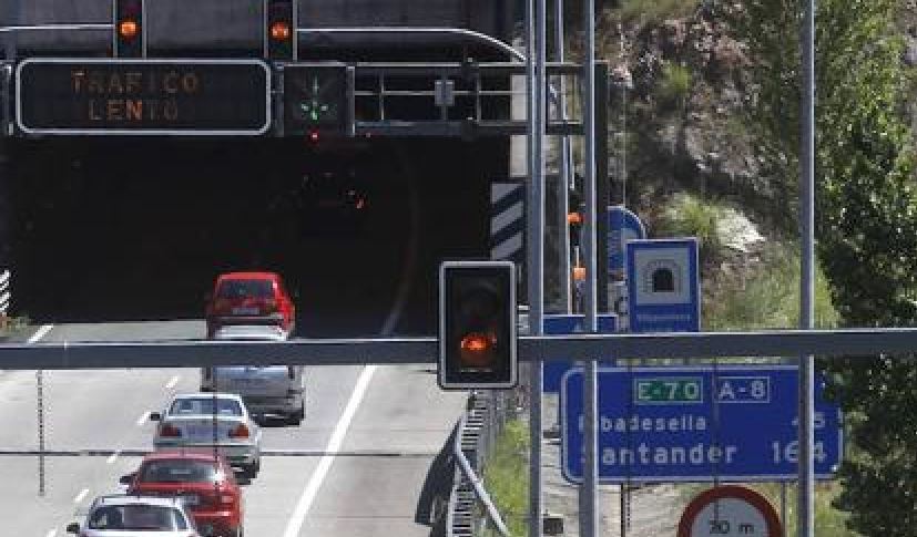 Imagen del túnel de Somao en la A-8 en Asturias