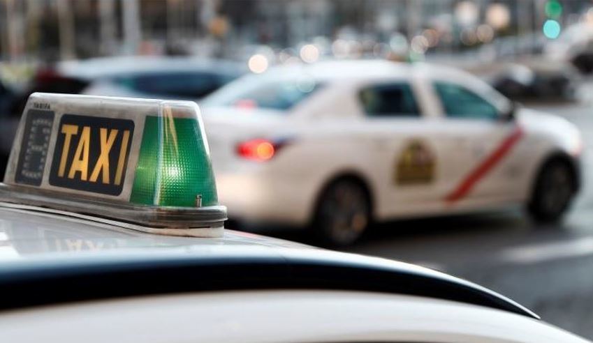 Taxis propulsados por hidrógeno verde podrían empezar a circular por Madrid el próximo año