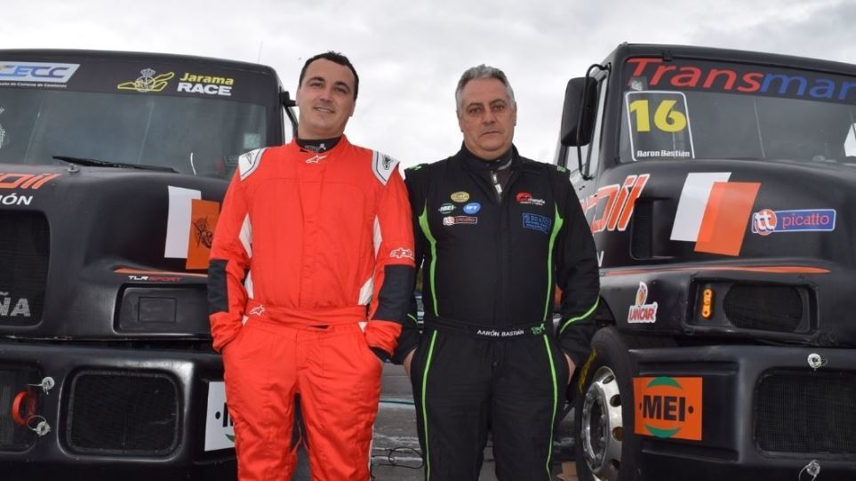 Padre e hijo, pilotos de carreras de Transmaraña