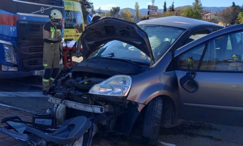 Un fallecido y tres heridos en un accidente en la N-330, en Zaragoza