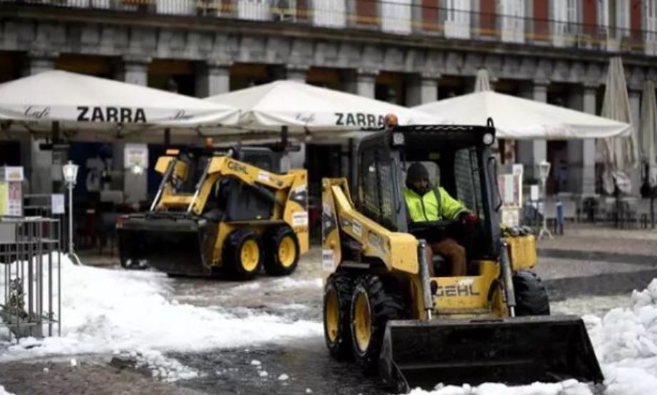 25 provincias en riesgo de oleaje, viento y deshielo