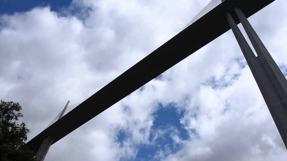Imagen de un viaducto en Francia