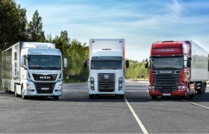 Imagen de tres camiones de Volkswagen Truck & Bus