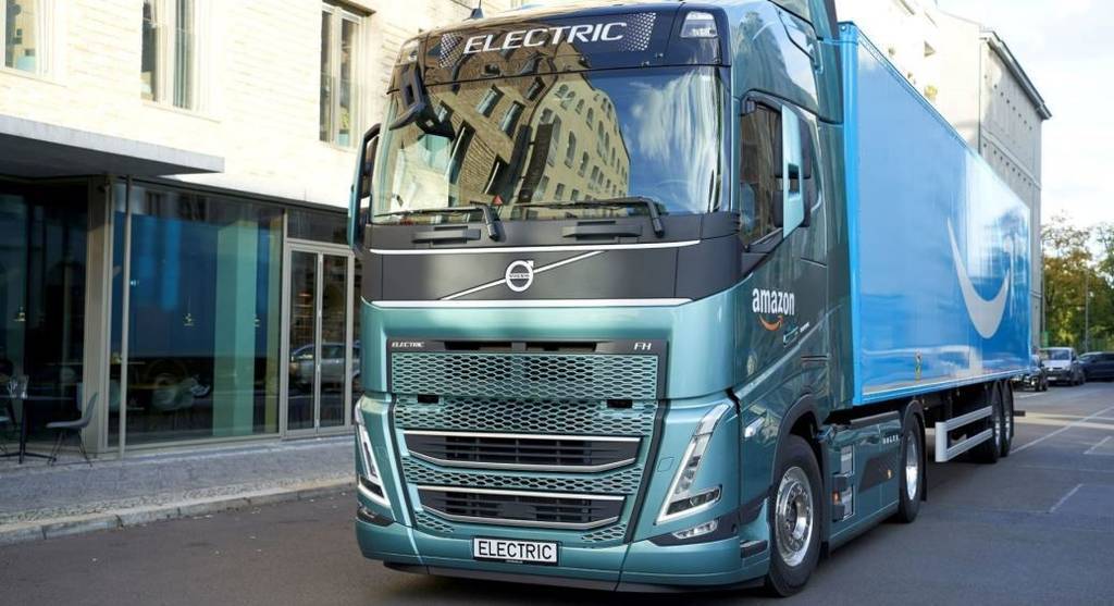 Imagen de Volvo entrega camiones eléctricos con acero libre de combustibles fósiles a sus clientes
