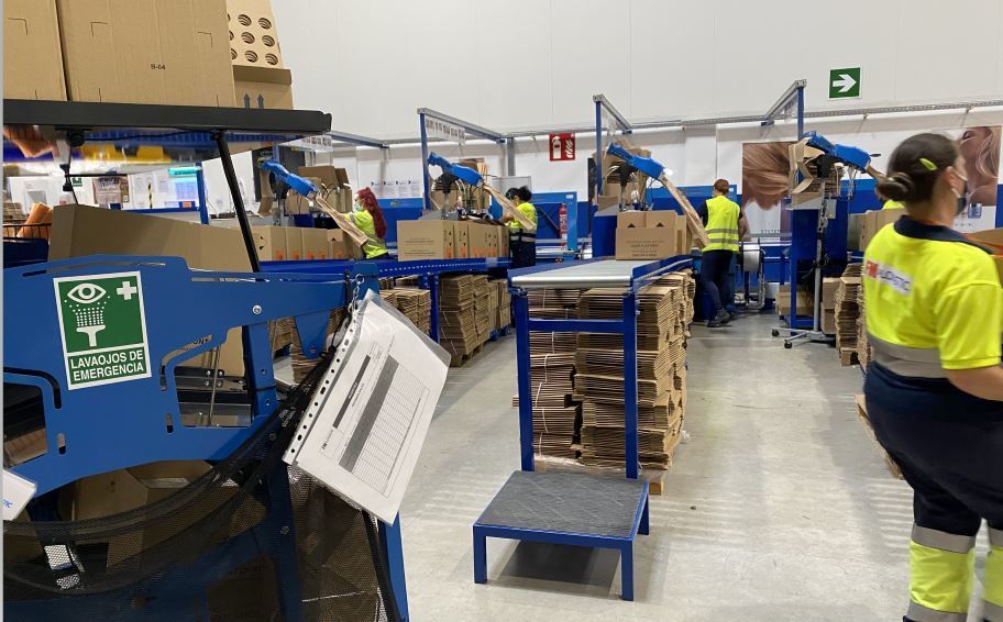 Wella y FM Logistic firman un acuerdo de colaboración para desarrollar una logística más sostenible