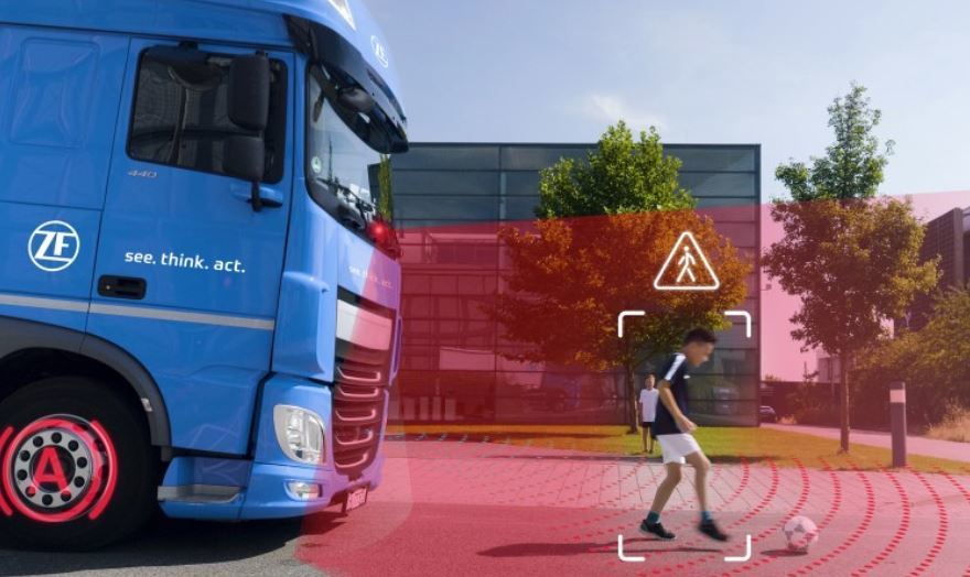 ZF presenta OnGuardMAX: El sistema de frenado de emergencia autónomo para camiones