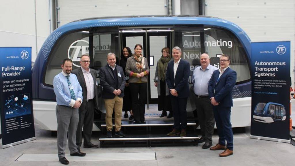 ZF presenta los sistemas de transporte autónomos al Departamento de Transporte del Reino Unido