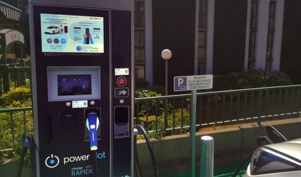 Un cargador de Power Dot