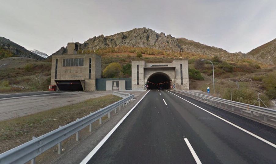 Túnel del Negrón en la AP-66
