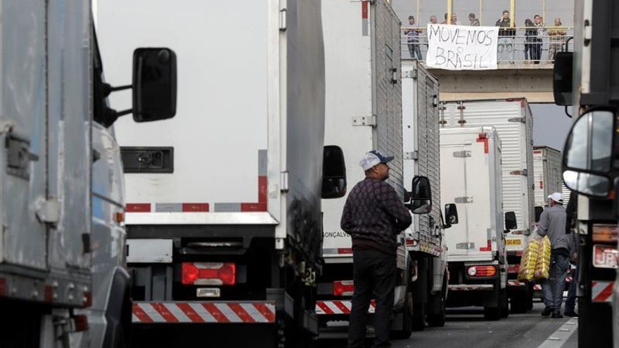 Se agrava la crisis en Brasil por el cuarto dÃ­a de huelga de los camioneros