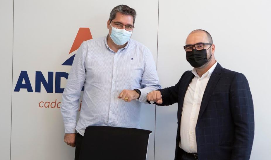 Miguel Ángel López, CEO de Andamur y Luis Miguel Soto, CEO de AT Academia del Transportista