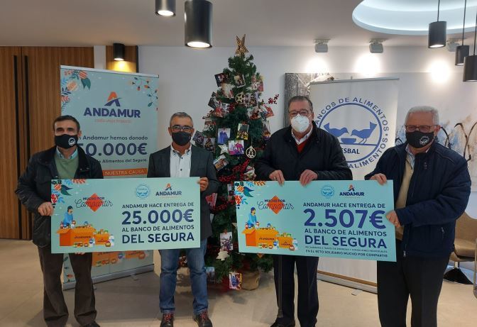 Entrega de 25.000 euros al Banco de Alimentos del Segura