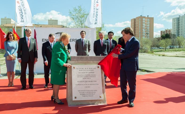 Acto de colocación de la primera piedra