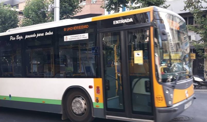 Imagen de un autobús urbano de Jaén