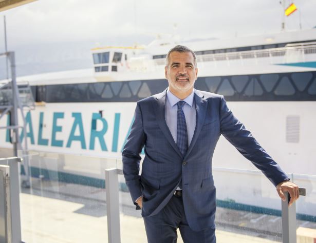 Baleària sube los salarios a sus empleados de acuerdo con el incremento del IPC