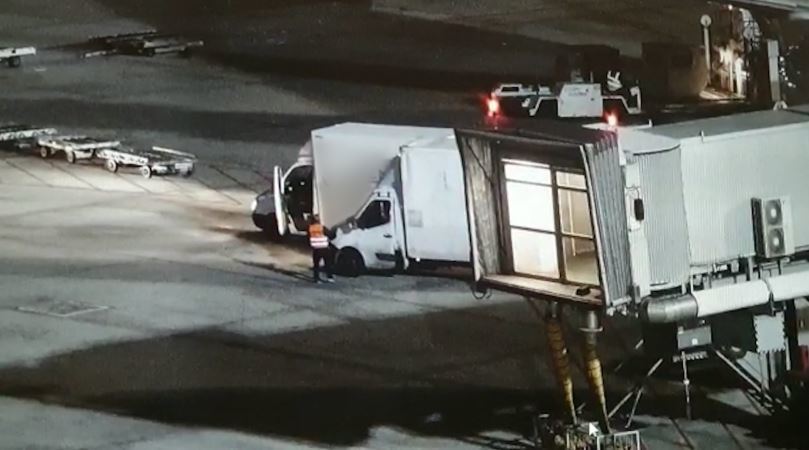Imagen de una de las operaciones en el aeropuerto de Barajas