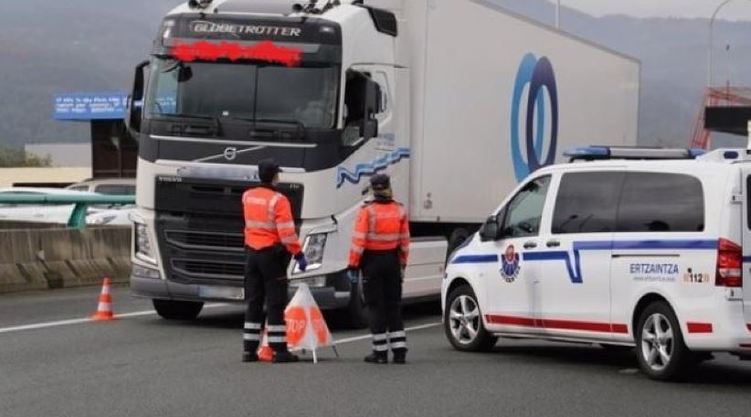 Control de un camión en el País Vasco
