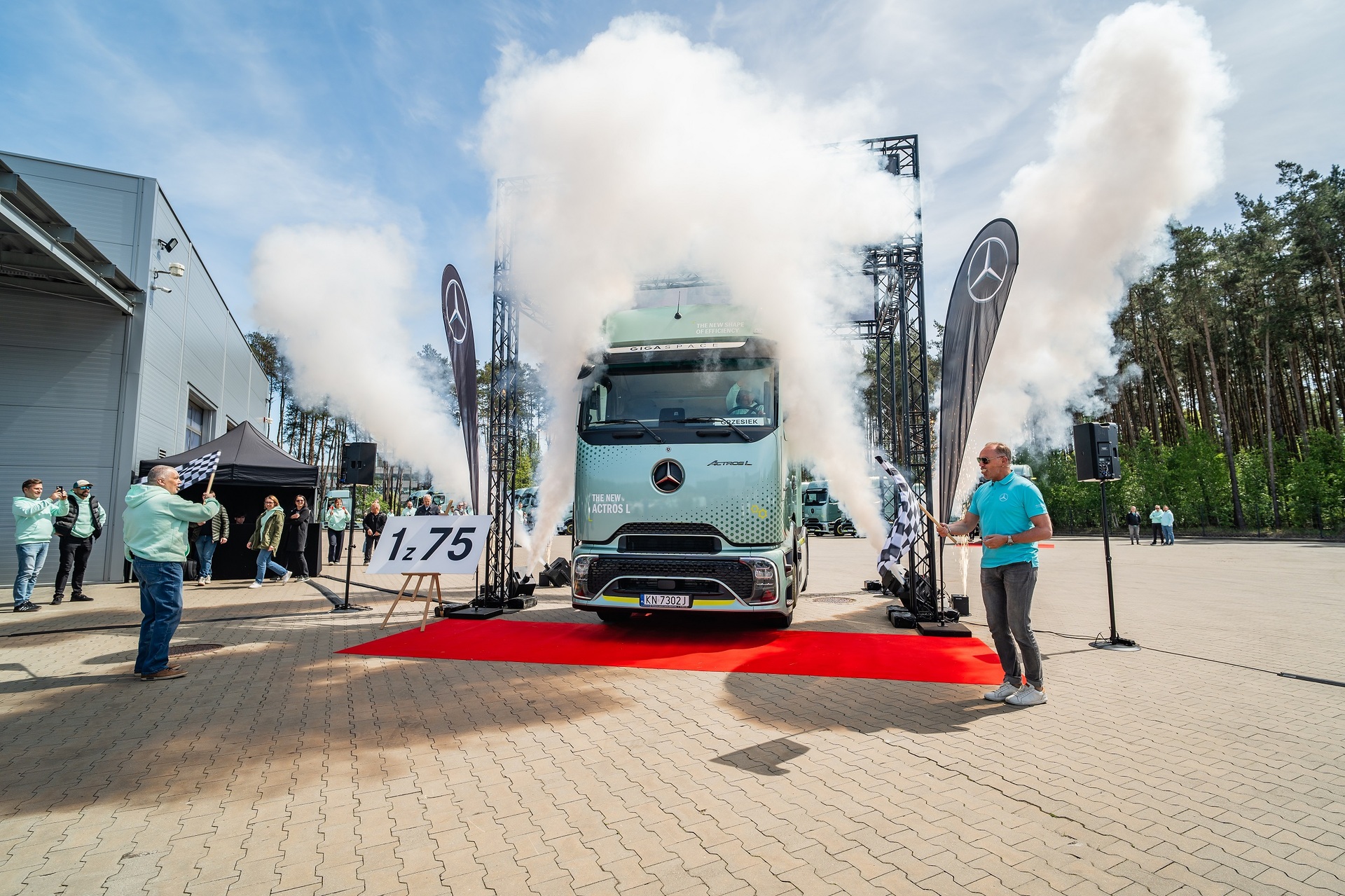 Buen rendimiento en Polonia: Se inaugura un nuevo TruckTraining Center. ¡Comienza la campaña ShowTruck!