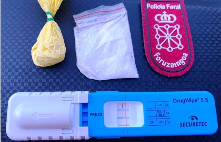 Sustancias incautadas por la policía foral y el test de drogas