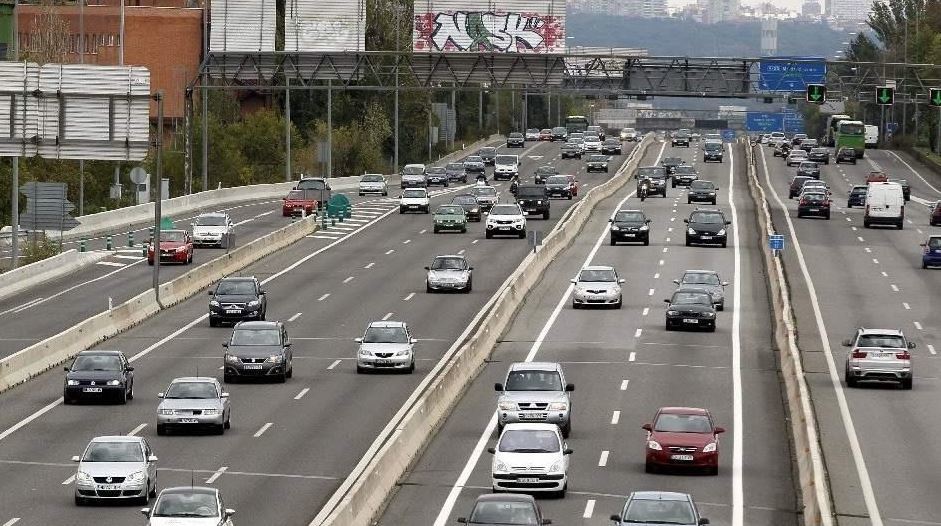 Imagen del tráfico en una autovía