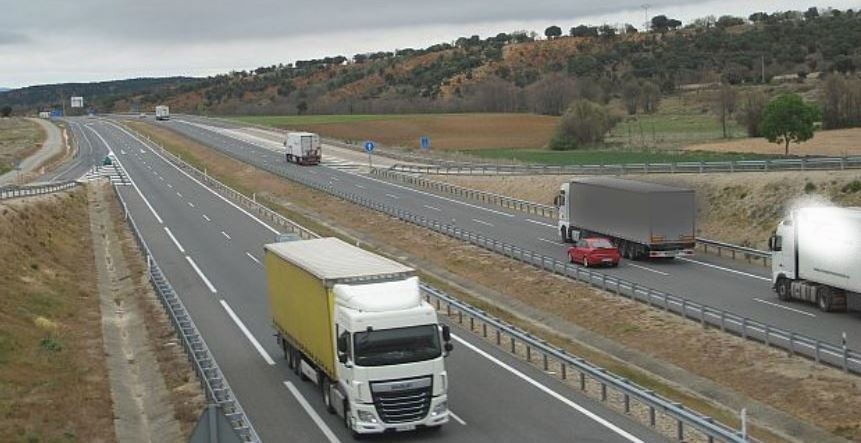 Raquel Sánchez defiende que la mayoría de los transportistas "quiere trabajar"