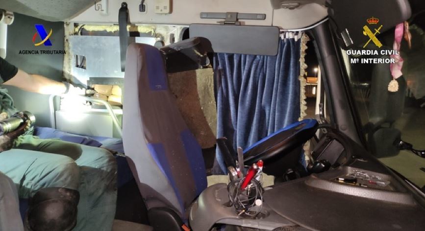 interceptados-151-kilos-hachis-camion-detenido-conductor-1