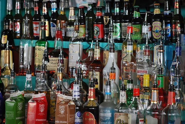 liquor-429428_640