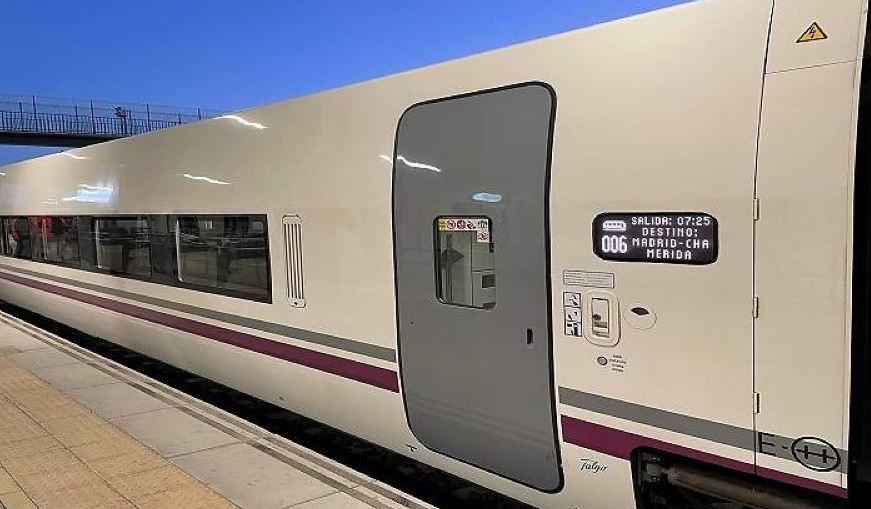 Imagen de un tren de Renfe